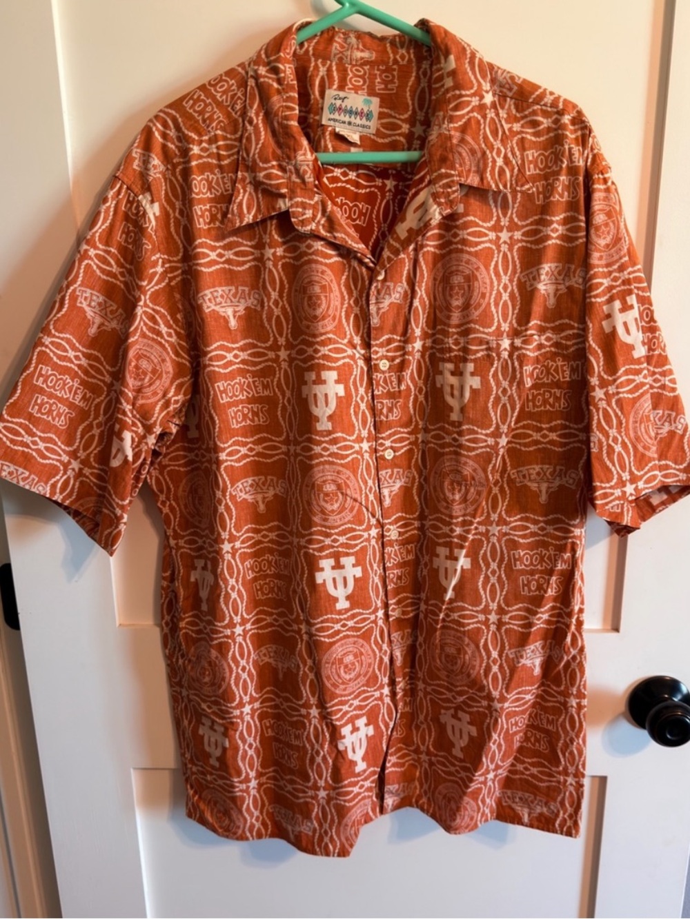 ⛱️Reyn Spooner - Burnt Orange & White Longhorns Camp Shirt - XXL